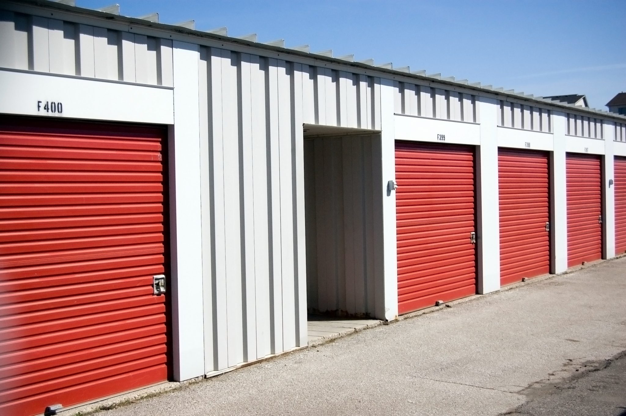 red roof storage units enclosed storage unit facility waco texas